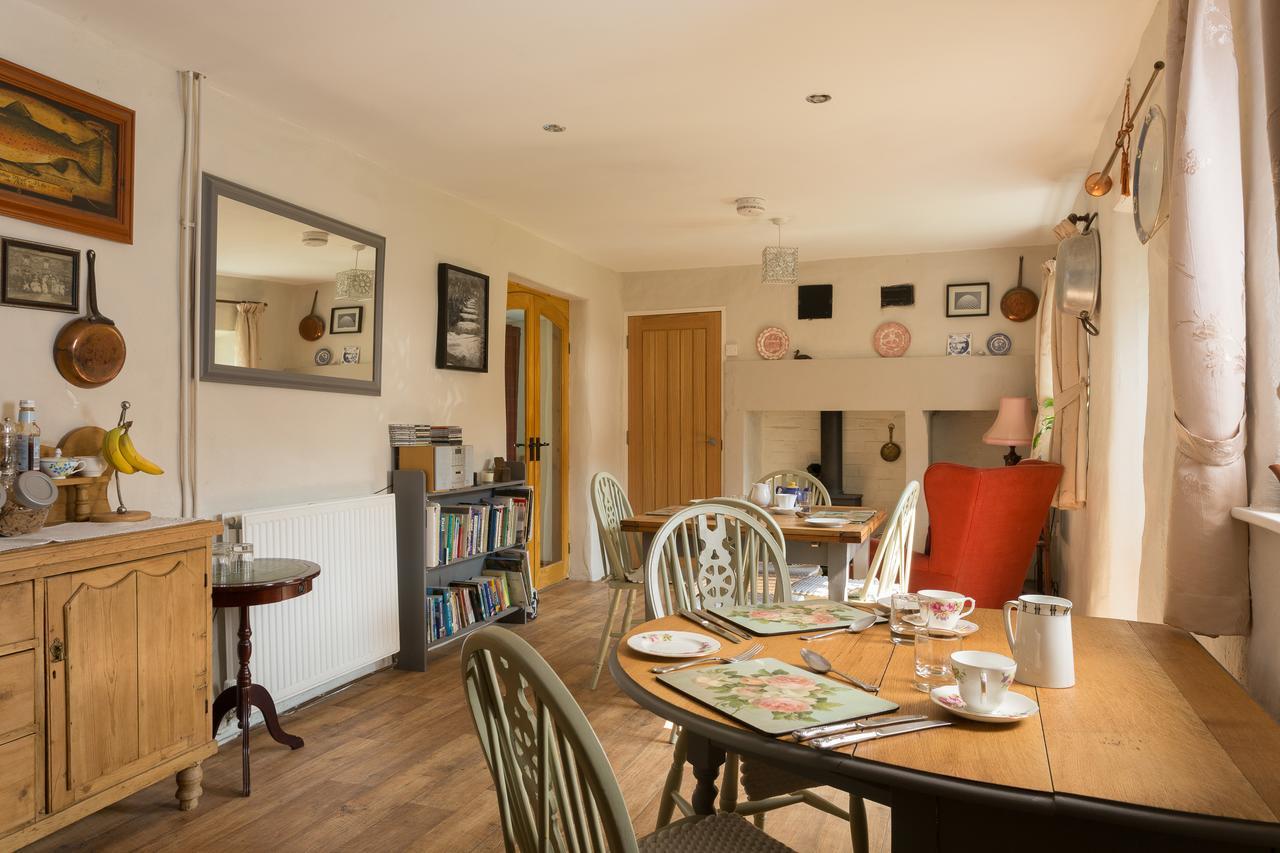Townhead Farmhouse Bonsall Exterior foto
